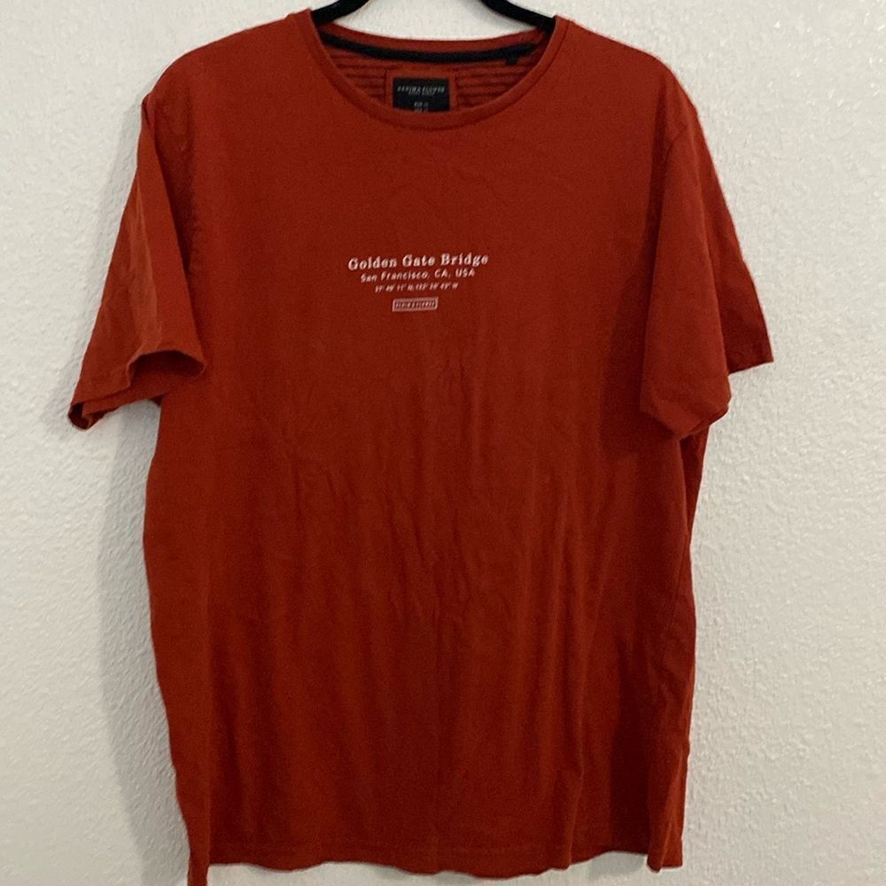 Denim & Flowers- Golden Gate Bridge  T-shirt- Size XL